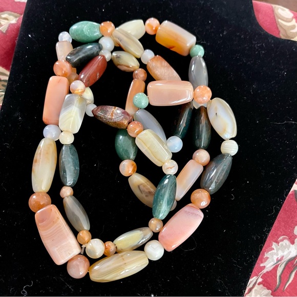 VTG items coming! Have a peek 🥰😍 - Picture 9 of 11